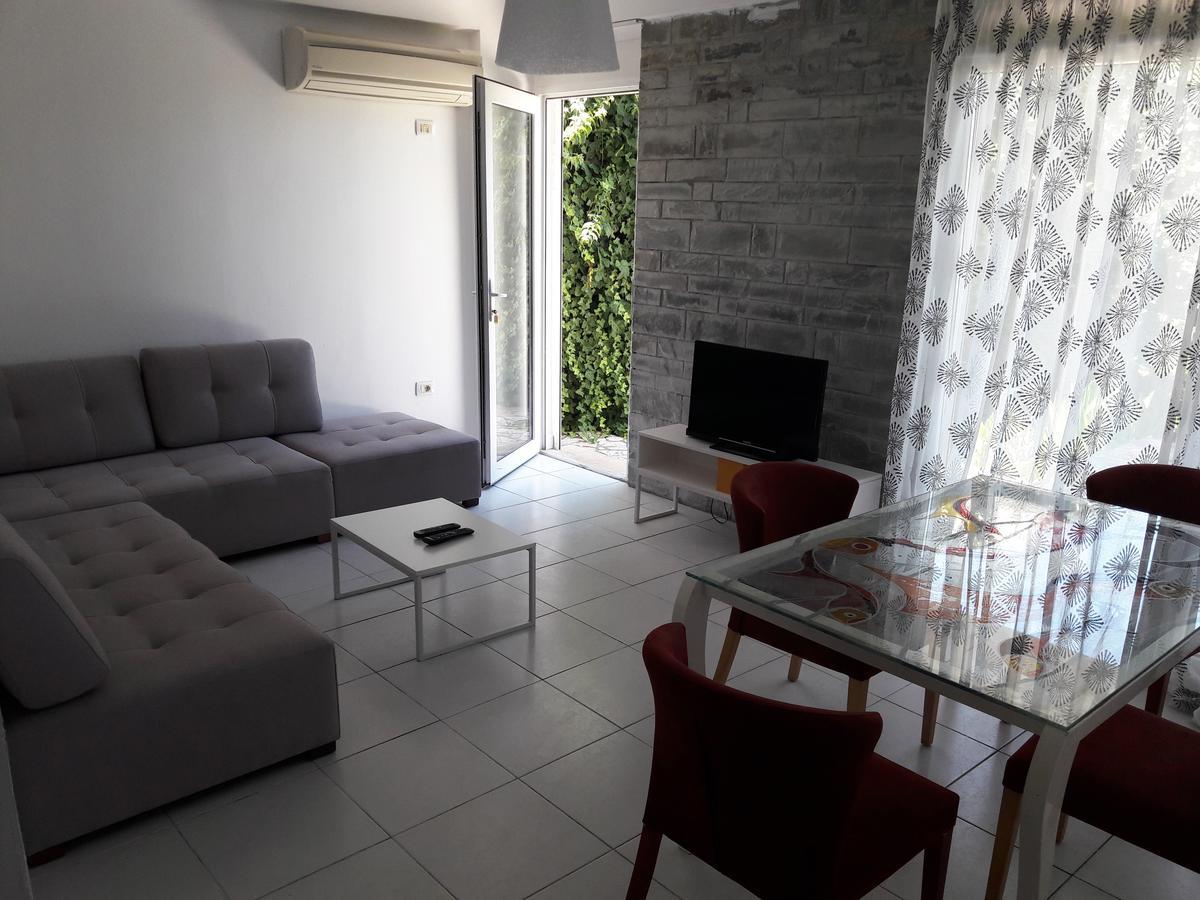 Olives Residence Dhërmi エクステリア 写真