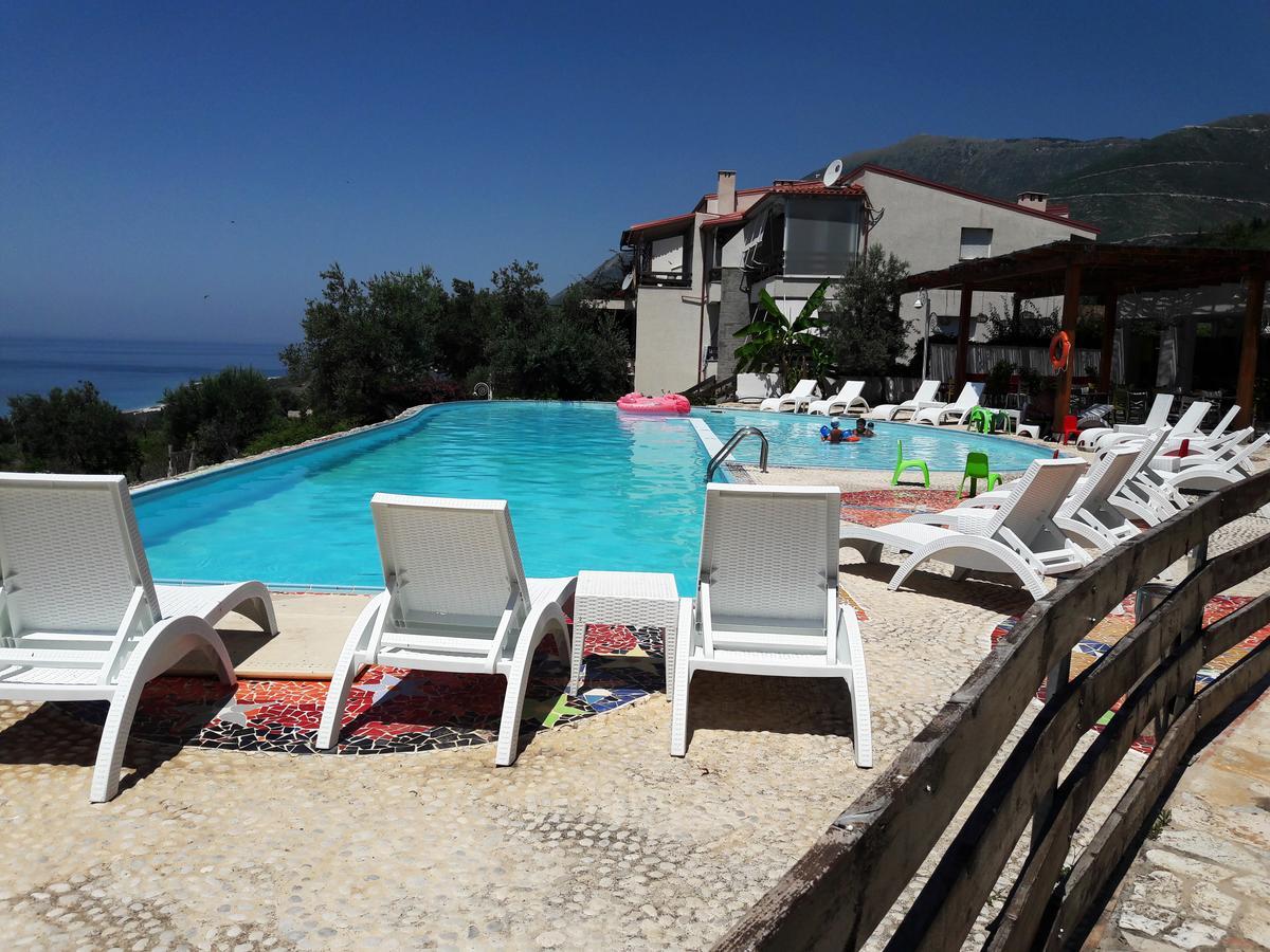 Olives Residence Dhërmi エクステリア 写真