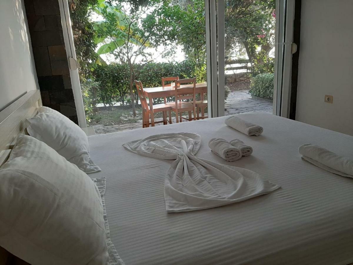 Olives Residence Dhërmi エクステリア 写真